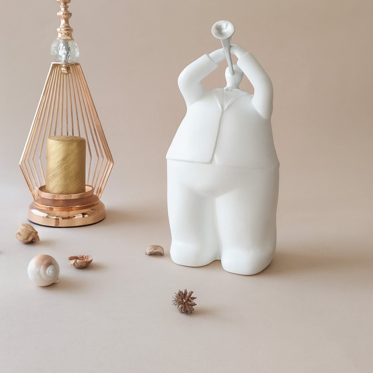 HD000019 - Trumpet White