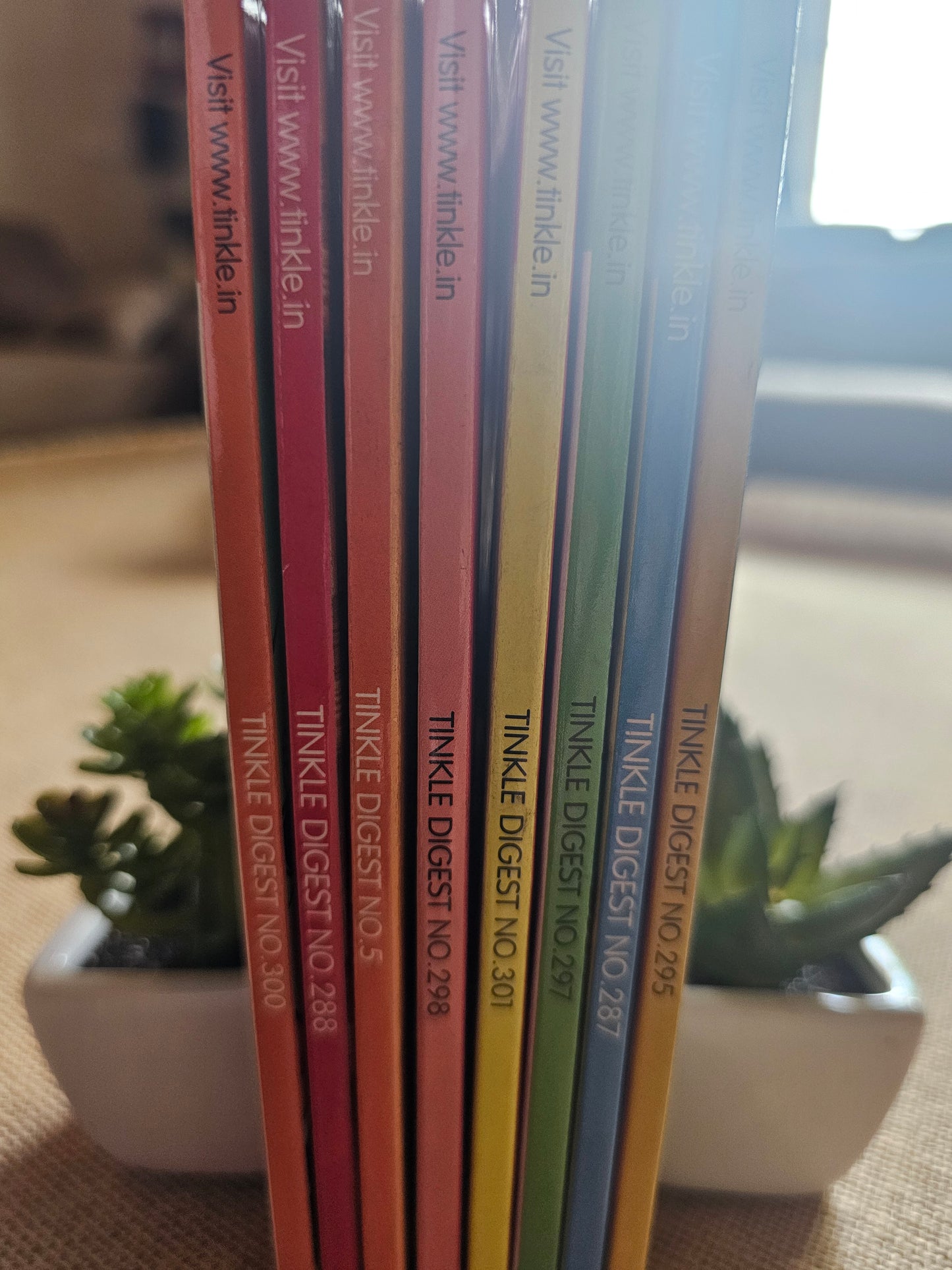 NB000001 - TINKLE - Set of 8 Books - Paper Back