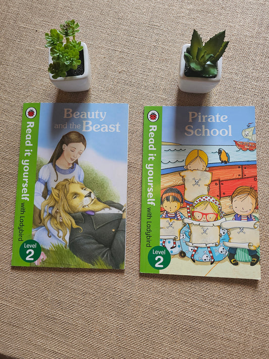 PLB000002 - Read it Yourself - Set of 2 Books - Paper Back