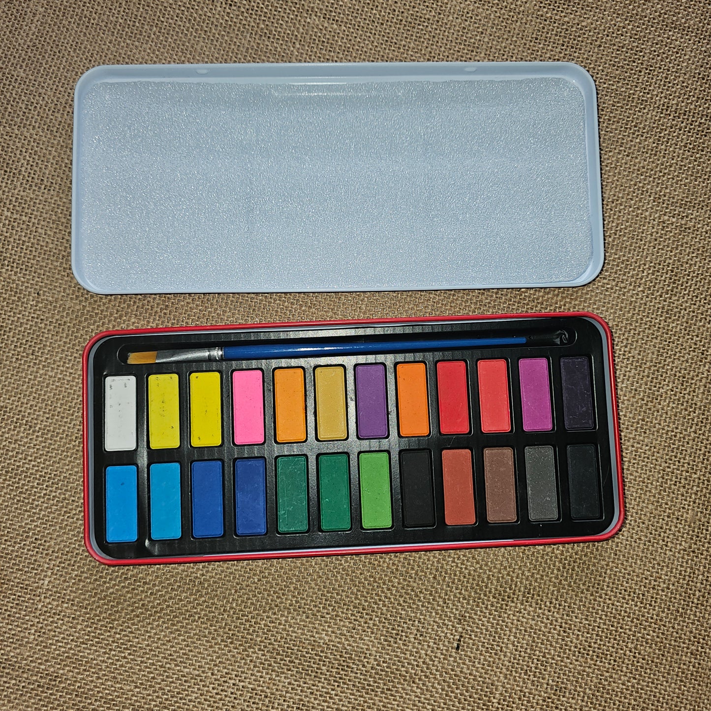 ART000028 - Water Colors - 24 Colors Set