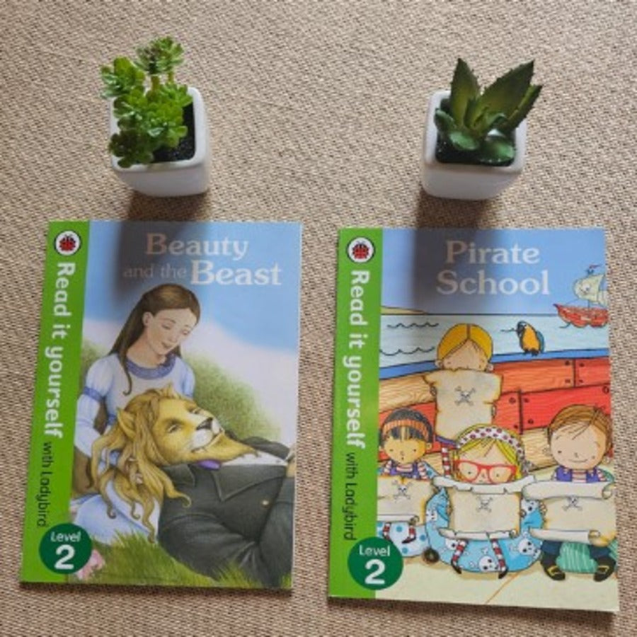 PLB000002 - Read it Yourself - Set of 2 Books - Paper Back