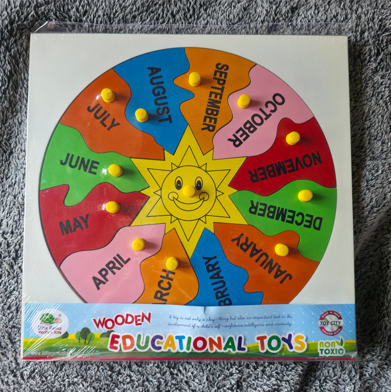 PFC000032 - Jigsaw Months Puzzle With Knob